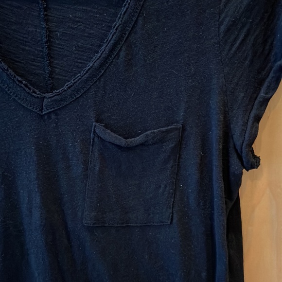 Maison Jules Black Tee - Picture 2 of 5